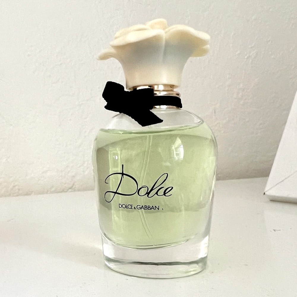 Dolce fragrance